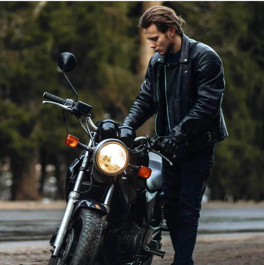 Advantages of a drum dyed motorcycle jacket